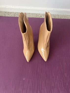 Shoe Dazzle Nude Patent Pointed Ankle Booties